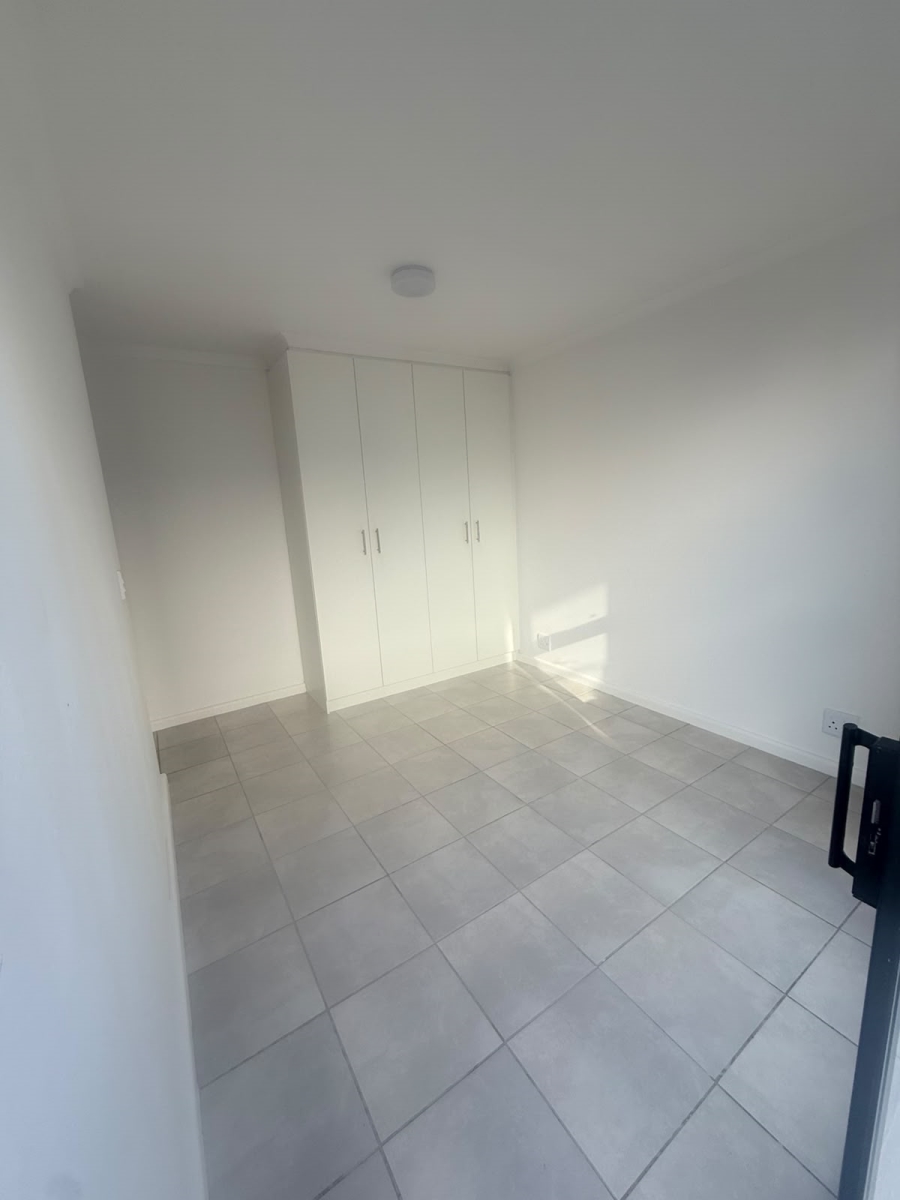 To Let 3 Bedroom Property for Rent in Kommetjie Western Cape